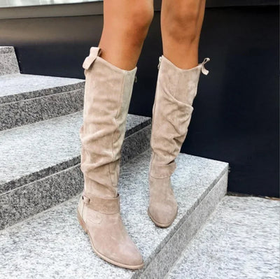 Knähöga damstövlar med låg klack – eleganta retro boots